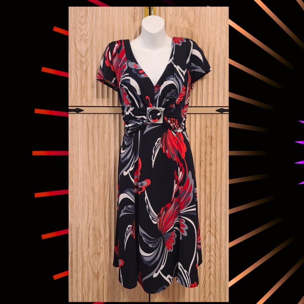 Perceptions New York Dress | Size 10 | Bold Floral Belted Style - Picture 4 of 11